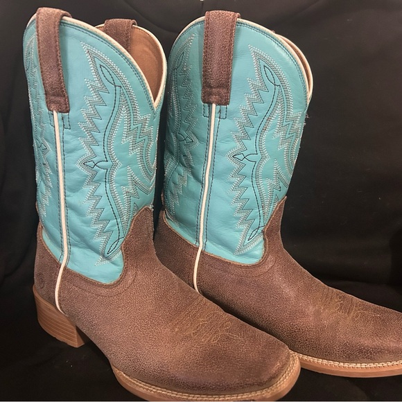 Ariat Kids Boots in Brown and Blue - Picture 1 of 3
